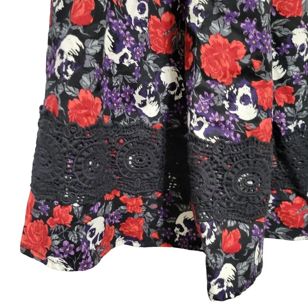 Hot Topic L 11 Dress Skull Floral Gothic Spooky Chic Floral Skater Flare Whimsy - Picture 11 of 11